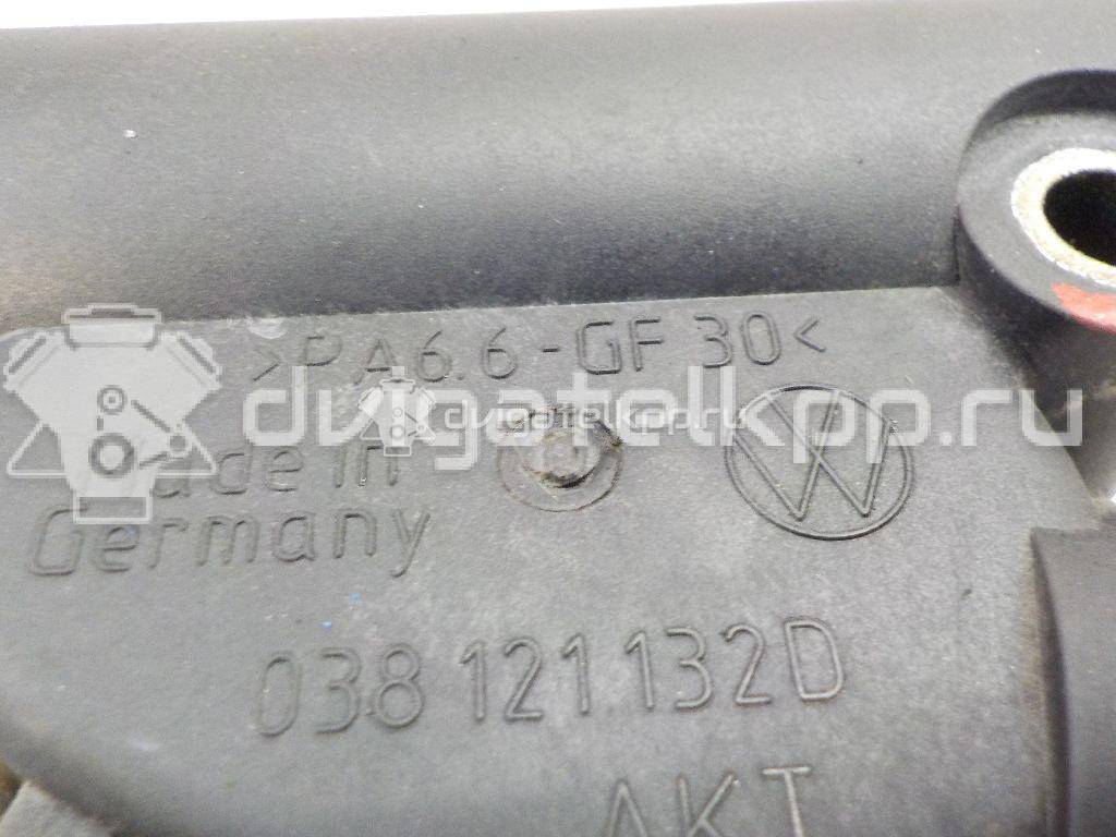 Фото Фланец двигателя системы охлаждения  038121132D для Seat Ibiza / Cordoba / Leon / Toledo / Alhambra {forloop.counter}}