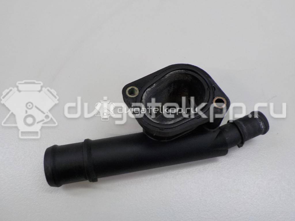 Фото Фланец двигателя системы охлаждения  038121132D для Seat Ibiza / Cordoba / Leon / Toledo / Alhambra {forloop.counter}}