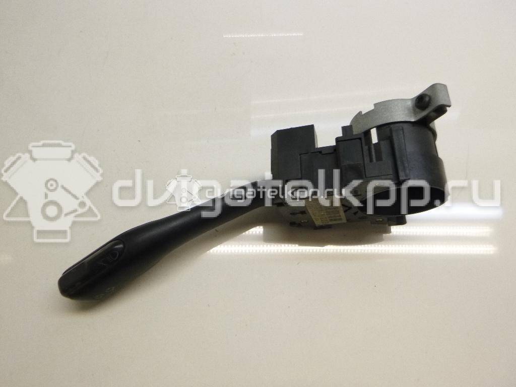 Фото Переключатель поворотов подрулевой  8L0953513G для Seat Leon / Toledo / Alhambra {forloop.counter}}