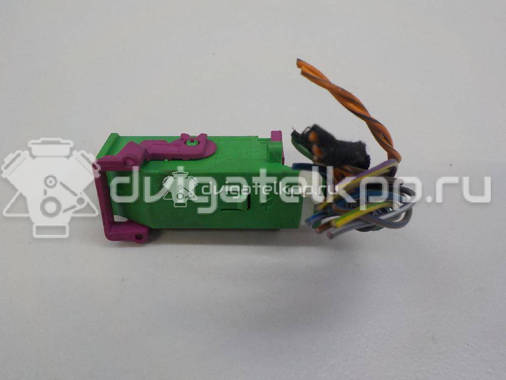 Фото Разъем  8l0972977c для audi A2 [8Z0] {forloop.counter}}