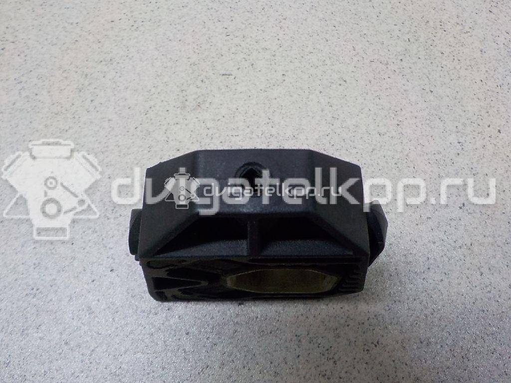 Фото Кронштейн радиатора  1k0121367d для Seat Ibiza / Leon / Toledo / Altea {forloop.counter}}