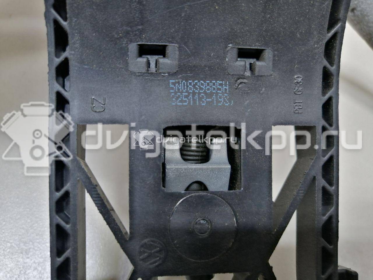 Фото Кронштейн ручки  5N0839885H для seat Alhambra {forloop.counter}}