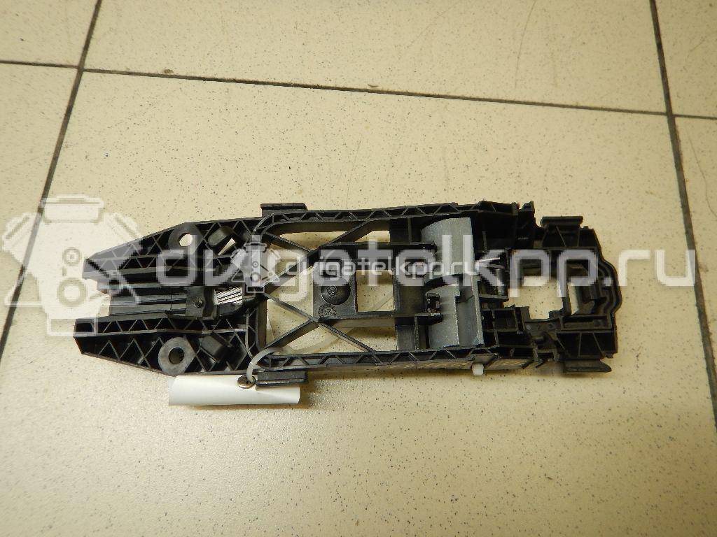 Фото Кронштейн ручки  5N0839885H для seat Alhambra {forloop.counter}}