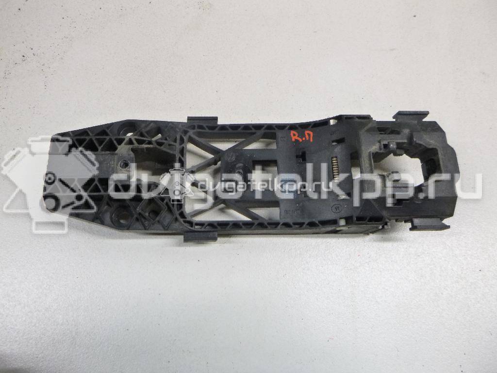 Фото Кронштейн ручки  5N0839885H для seat Alhambra {forloop.counter}}