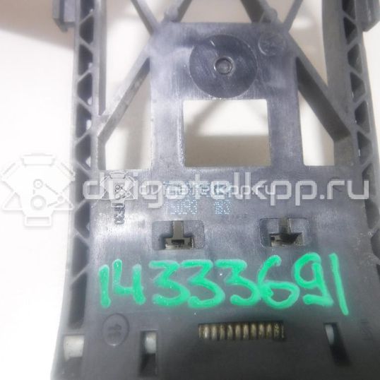 Фото Кронштейн ручки  5N0839885H для seat Alhambra