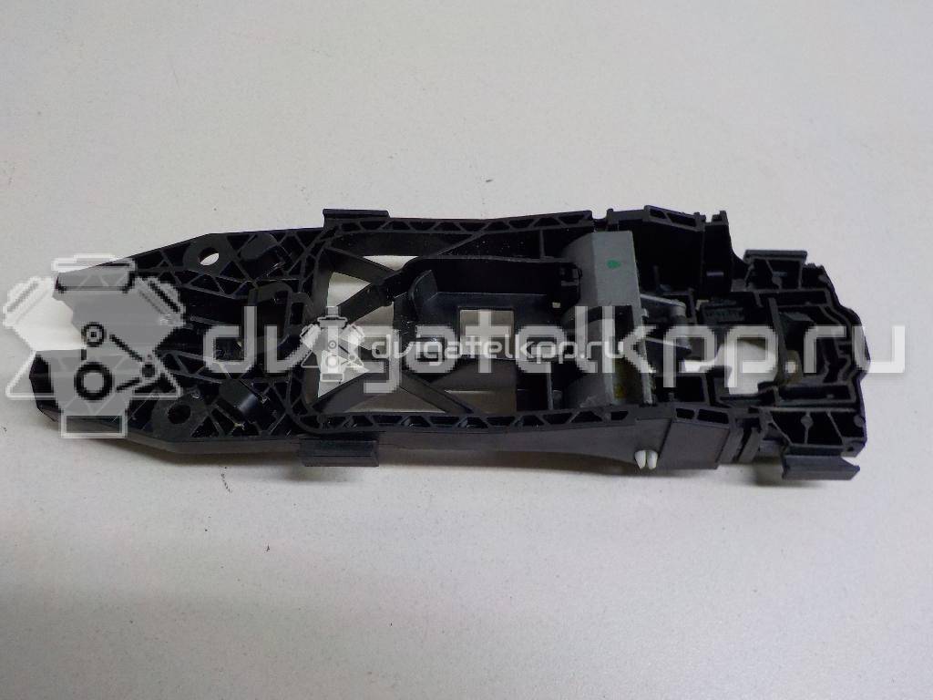 Фото Кронштейн ручки  5N0839885H для seat Alhambra {forloop.counter}}