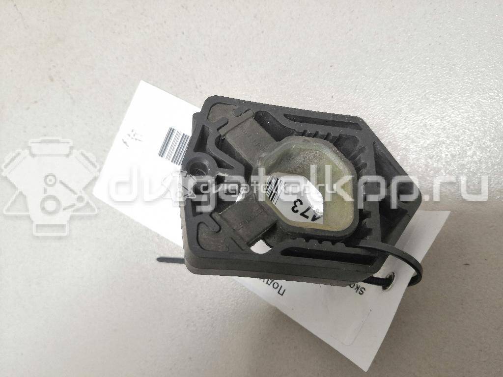 Фото Подушка радиатора  1K0121367A для Seat Ibiza / Leon / Toledo / Alhambra / Altea {forloop.counter}}