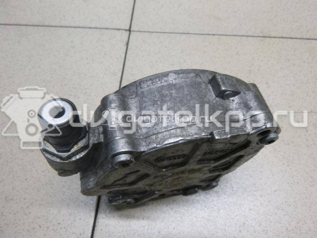 Фото Насос вакуумный  03l145100 для Seat Leon / Alhambra / Altea / Exeo {forloop.counter}}