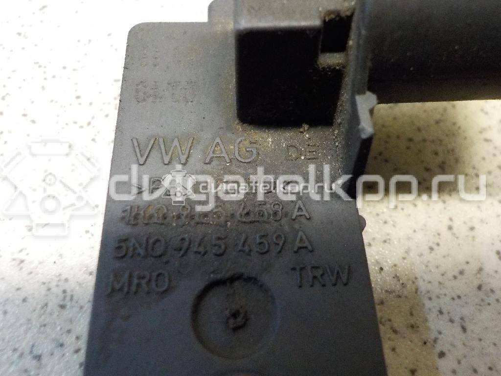 Фото Датчик включения стопсигнала  8P0698459B для Seat Ibiza / Leon / Toledo / Alhambra / Altea {forloop.counter}}