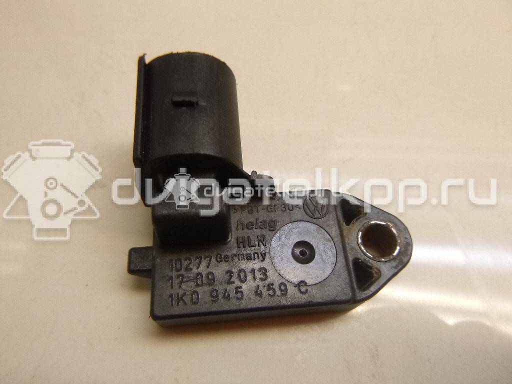 Фото Датчик включения стопсигнала  8P0698459B для Seat Ibiza / Leon / Toledo / Alhambra / Altea {forloop.counter}}