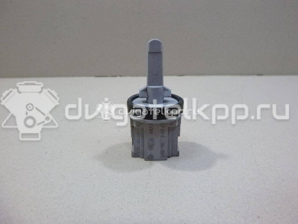 Фото Датчик температуры воздуха  1K0907543G для Seat Leon / Toledo / Alhambra / Altea / Exeo {forloop.counter}}