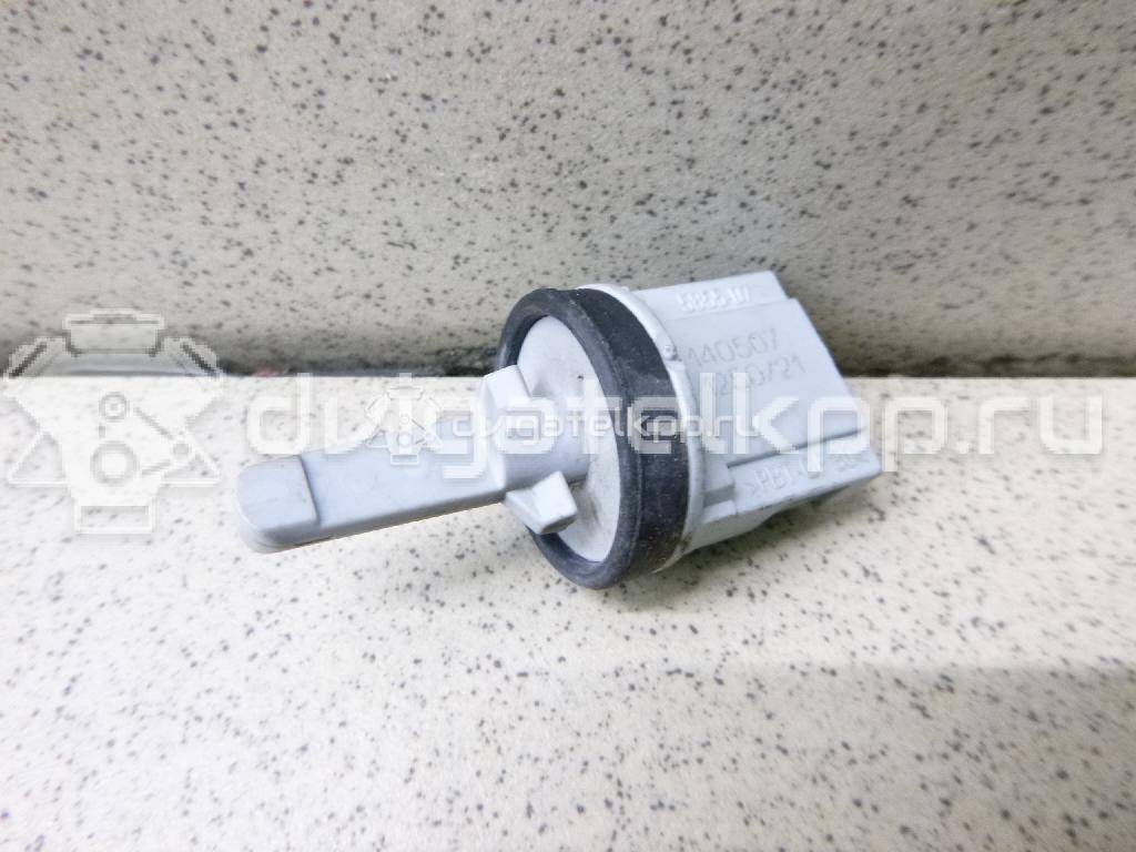 Фото Датчик температуры воздуха  1K0907543A для Seat Leon / Toledo / Alhambra / Altea / Exeo {forloop.counter}}