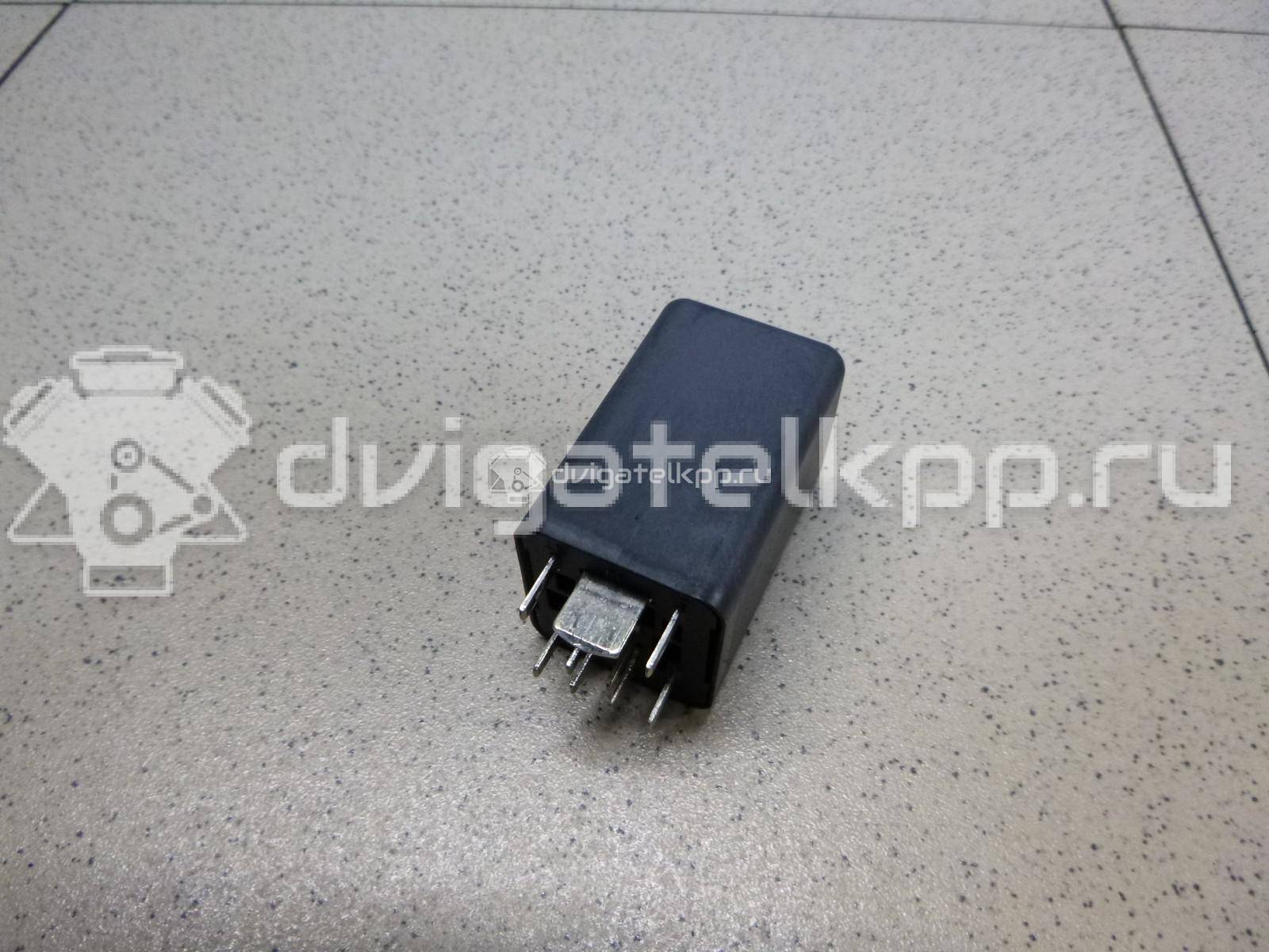 Фото Реле свечей накала  038907281B для Seat Ibiza / Leon / Toledo / Alhambra / Altea {forloop.counter}}