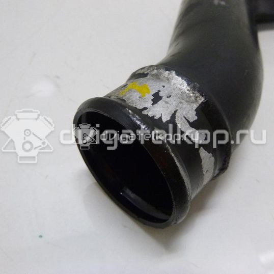 Фото Патрубок интеркулера для двигателя D4CB для Kia Sorento / K2500 Sd 129-178 л.с 16V 2.5 л Дизельное топливо 281654A104