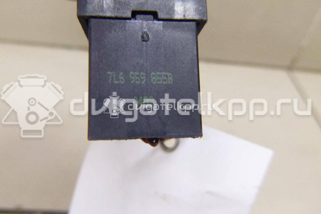Фото Кнопка стеклоподъемника  7L6959855B для Seat Ibiza / Leon / Toledo / Alhambra / Altea {forloop.counter}}