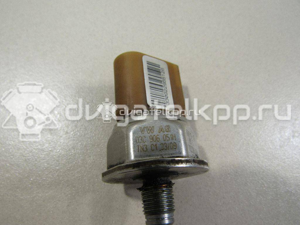 Фото Датчик давления топлива  03c906051h для Seat Ibiza / Leon / Toledo / Alhambra / Altea {forloop.counter}}