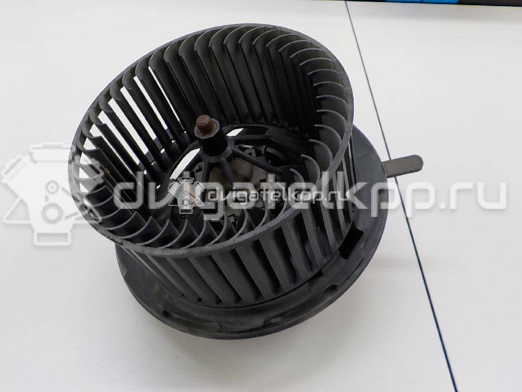 Фото Моторчик отопителя  3C1820015P для Seat Leon / Toledo / Alhambra / Altea {forloop.counter}}