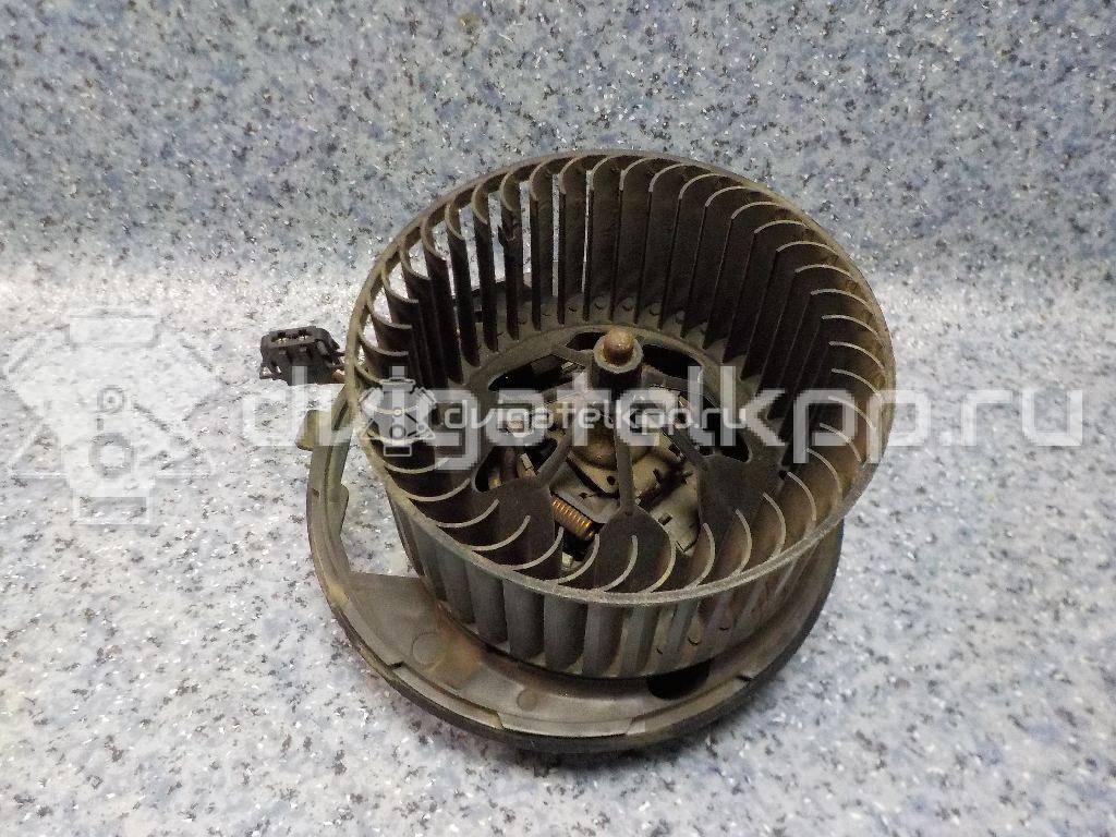 Фото Моторчик отопителя  3C1820015P для Seat Leon / Toledo / Alhambra / Altea {forloop.counter}}