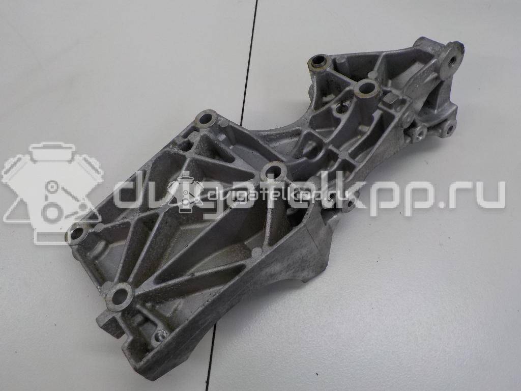 Фото Кронштейн генератора  03g903143a для audi A3 [8P1] {forloop.counter}}