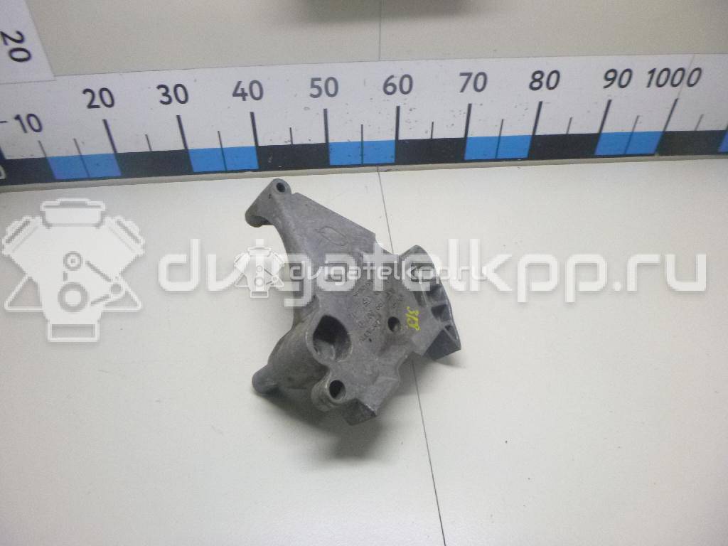 Фото Кронштейн опоры двигателя  06F199207Q для seat Altea {forloop.counter}}