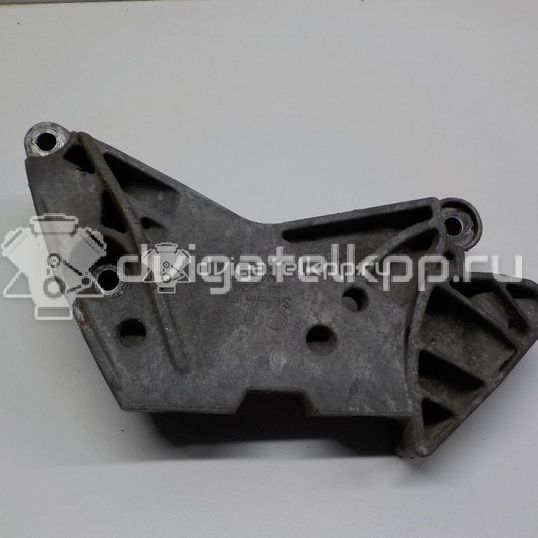 Фото Кронштейн двигателя правый  06J199207P для seat Altea