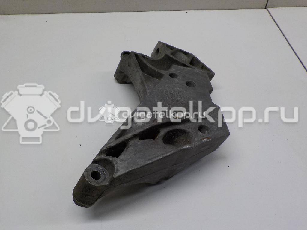 Фото Кронштейн двигателя правый  06J199207P для seat Altea {forloop.counter}}