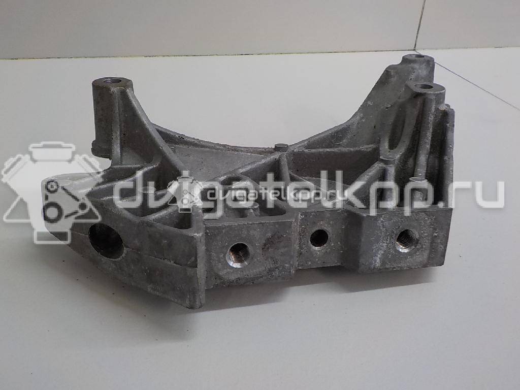 Фото Кронштейн двигателя правый  06J199207P для seat Altea {forloop.counter}}