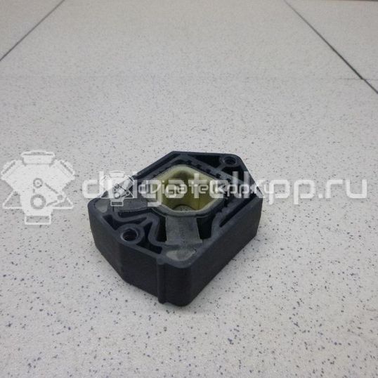 Фото Кронштейн радиатора  1Z0121367B для seat Altea