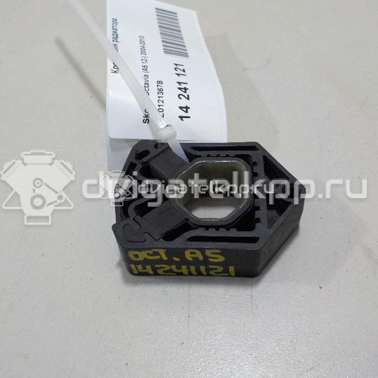 Фото Кронштейн радиатора  1Z0121367B для seat Altea
