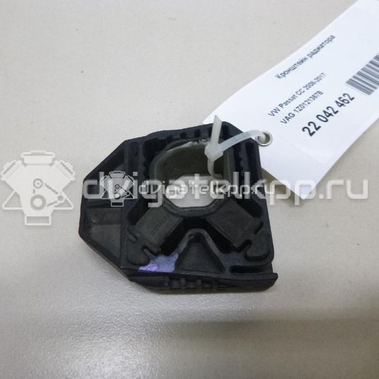 Фото Кронштейн радиатора  1Z0121367B для seat Altea