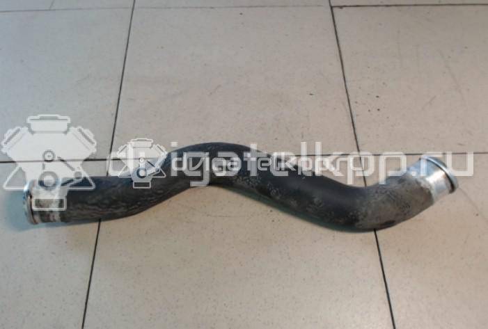 Фото Патрубок интеркулера для двигателя D4EA для Kia Magentis / Cerato / Ceed / Carens / Sportage 113-115 л.с 16V 2.0 л Дизельное топливо 2825627250 {forloop.counter}}