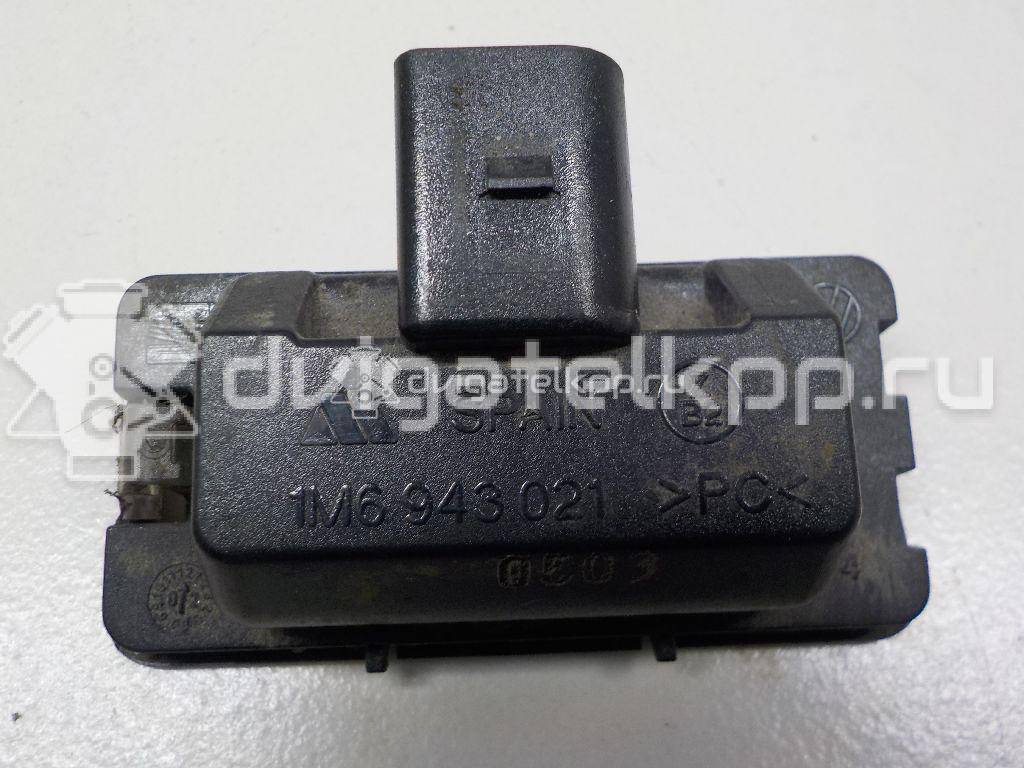 Фото Фонарь подсветки номера  5P0943021 для Seat Ibiza / Cordoba / Leon / Toledo / Altea {forloop.counter}}