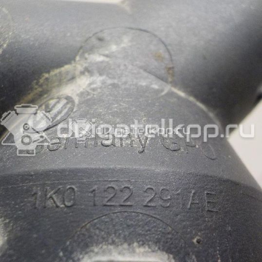 Фото Фланец / тройник  1k0122291ae для Seat Leon / Toledo / Alhambra / Altea / Ateca Kh7