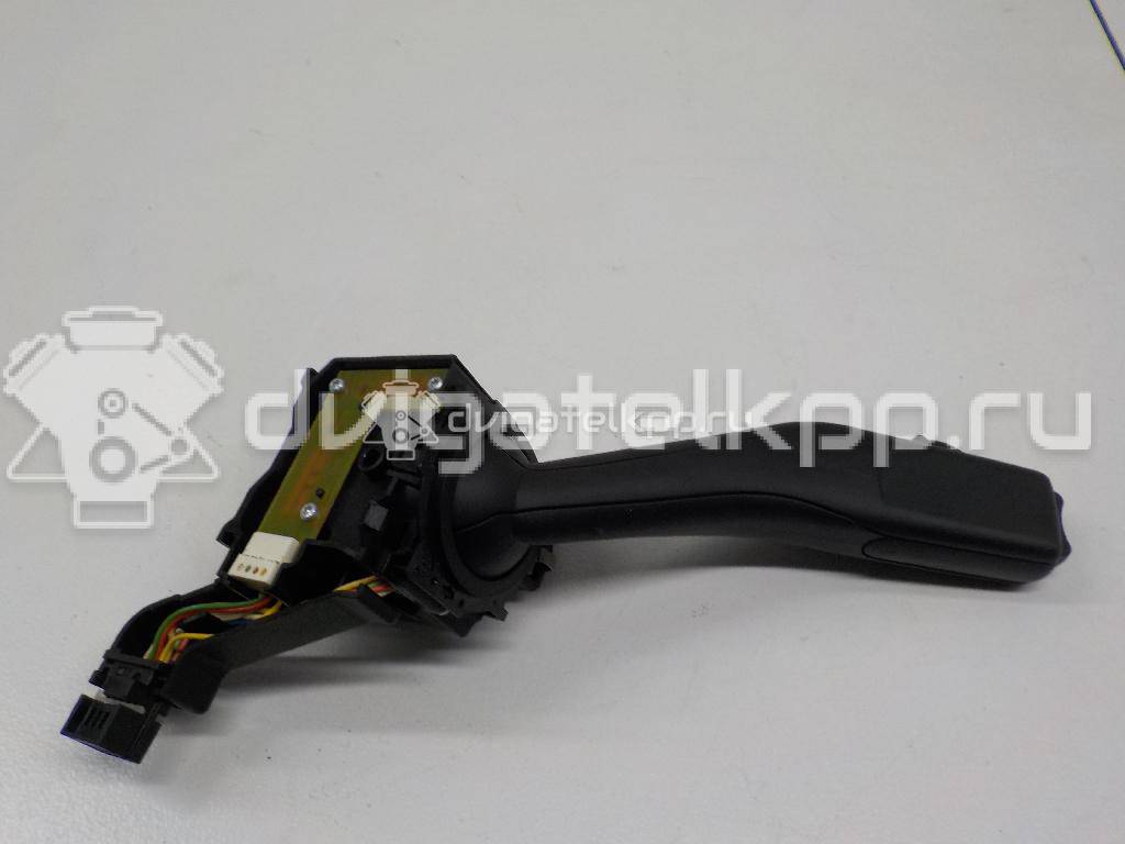 Фото Переключатель поворотов подрулевой  1K0953513G для Seat Leon / Toledo / Altea {forloop.counter}}