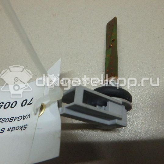 Фото Датчик температуры воздуха  4b0820539 для audi A8 [4N]
