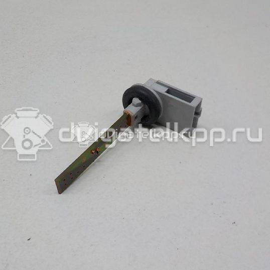 Фото Датчик температуры воздуха  4b0820539 для audi A8 [4N]