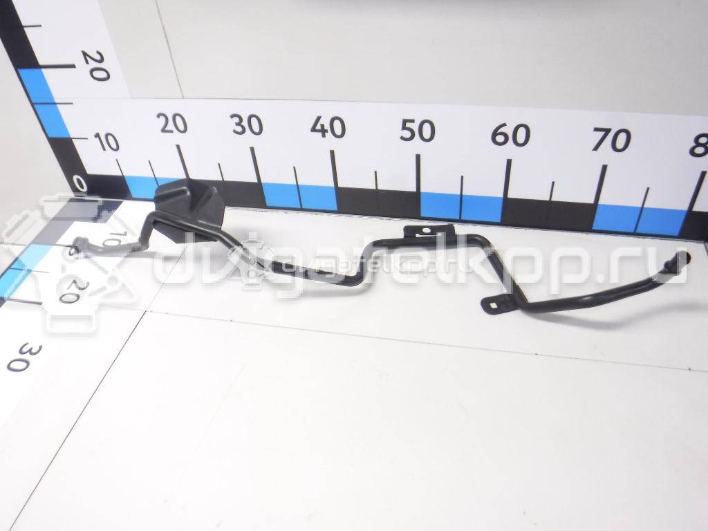 Фото Трубка масляная для двигателя 306DT для Land Rover Range Rover / Discovery 211-340 л.с 24V 3.0 л Дизельное топливо LR052353 {forloop.counter}}