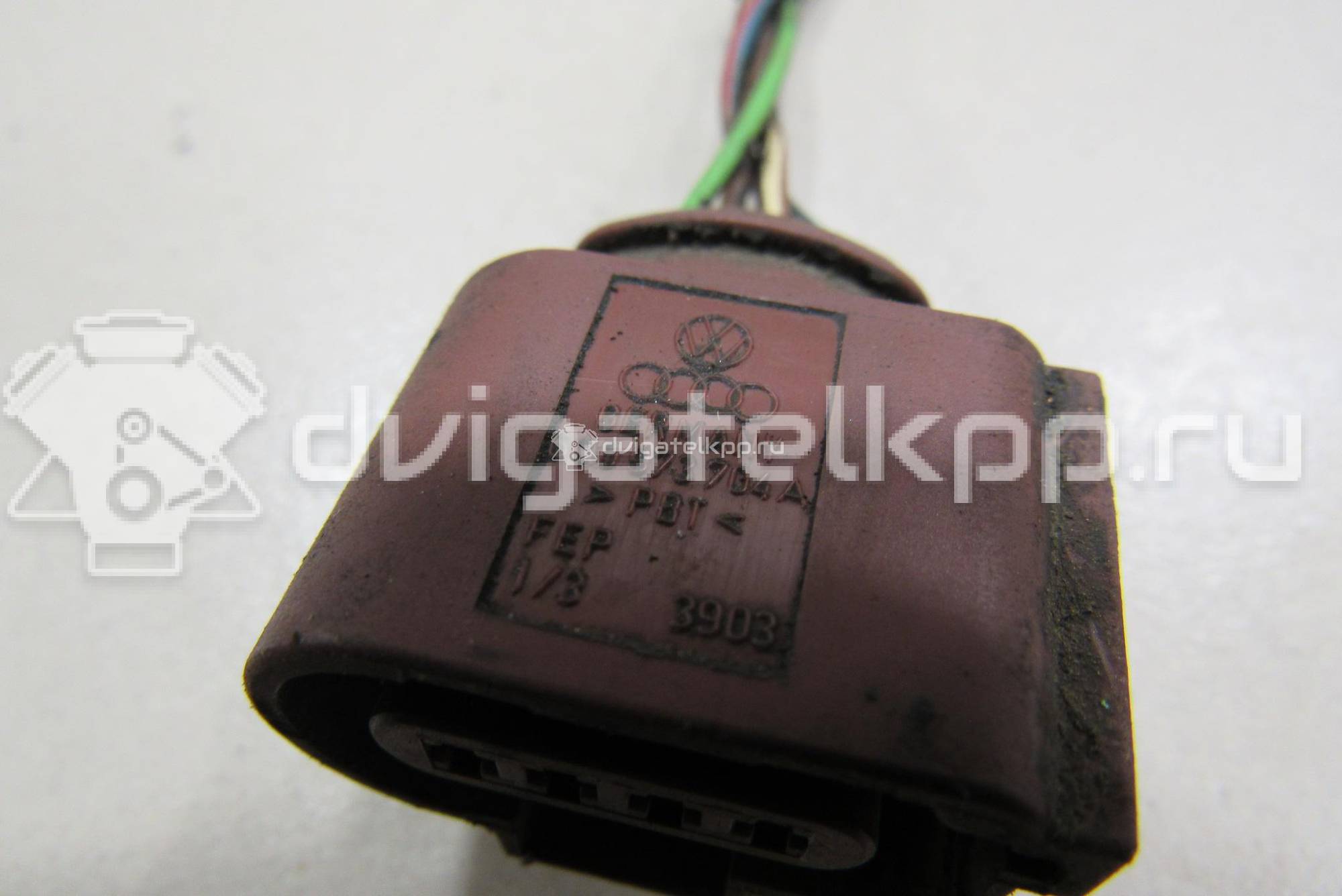 Фото Разъем  6q0973704a для audi A3 [8P1] {forloop.counter}}
