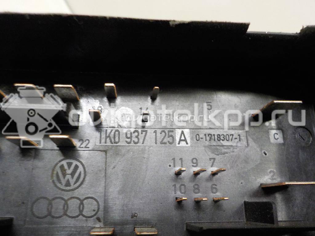 Фото Блок предохранителей  1K0937125A для seat Altea {forloop.counter}}