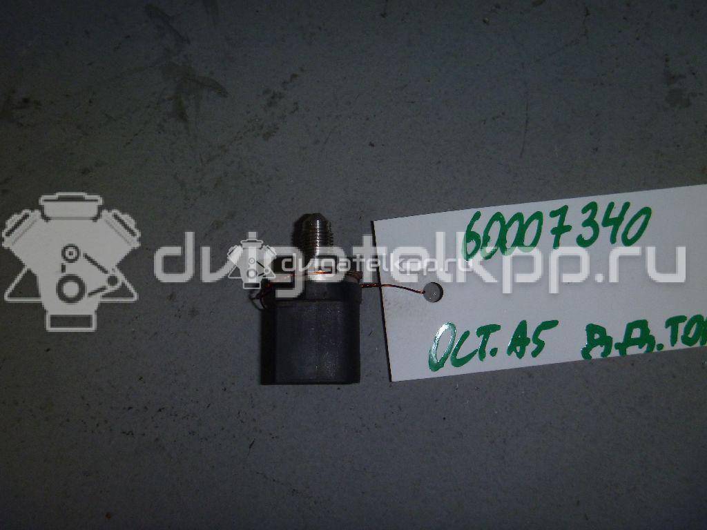 Фото Датчик давления топлива  06j906051b для Seat Ibiza / Leon / Toledo / Alhambra / Altea {forloop.counter}}