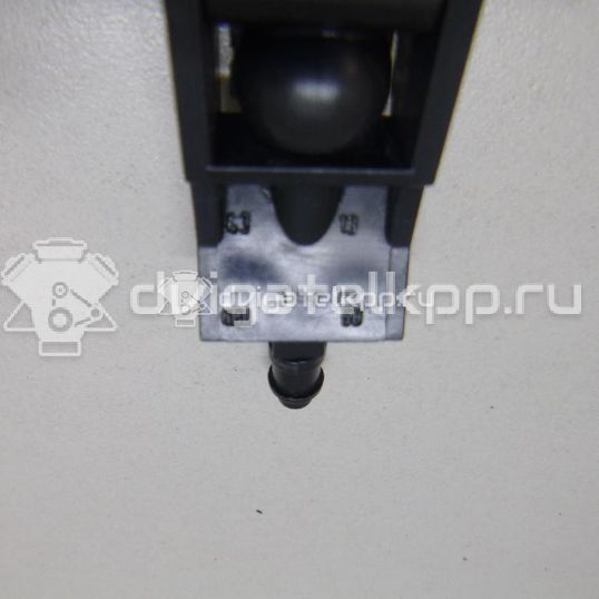 Фото Форсунка омывателя лобового стекла  6E0955985B для Seat Ibiza / Cordoba / Toledo / Arosa 6H / Mii Kf1