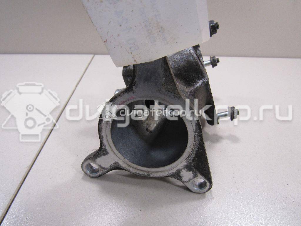 Фото Корпус термостата для двигателя 1UR-FSE для Lexus Ls / Gs 347-392 л.с 32V 4.6 л бензин 1632338030 {forloop.counter}}