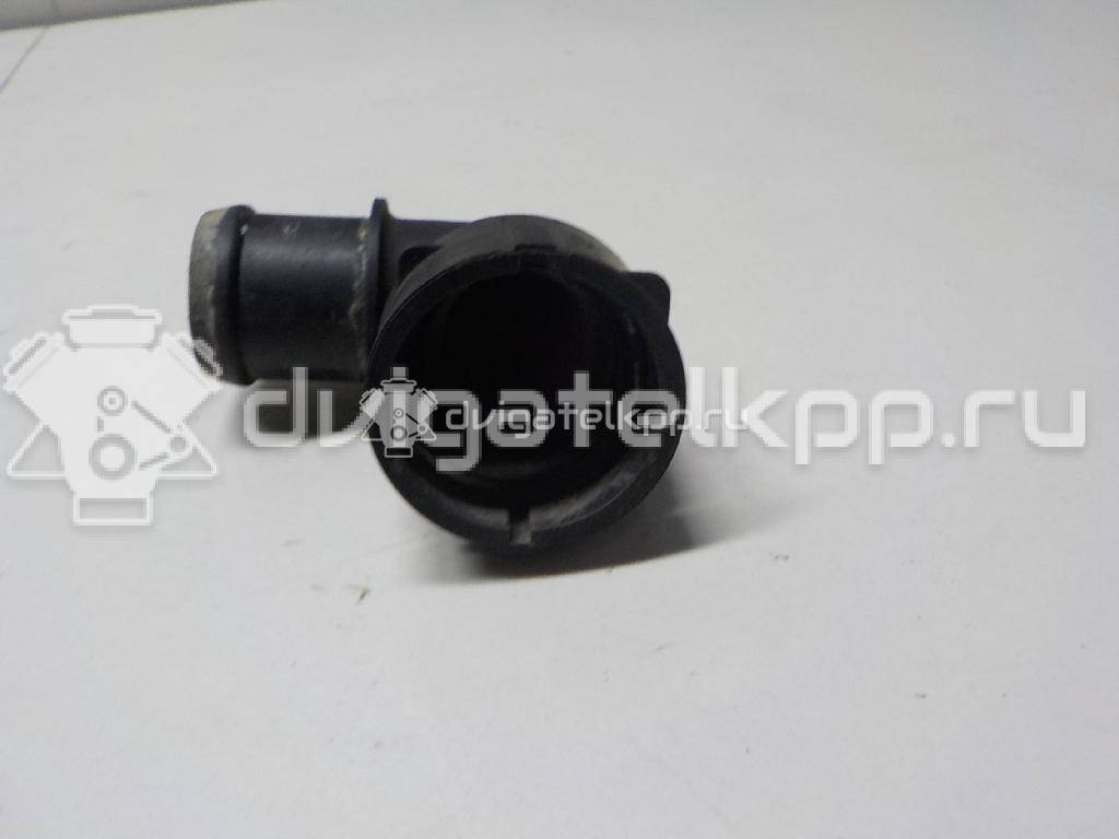 Фото Фланец двигателя системы охлаждения  1J0122291F для Seat Ibiza / Cordoba / Leon {forloop.counter}}