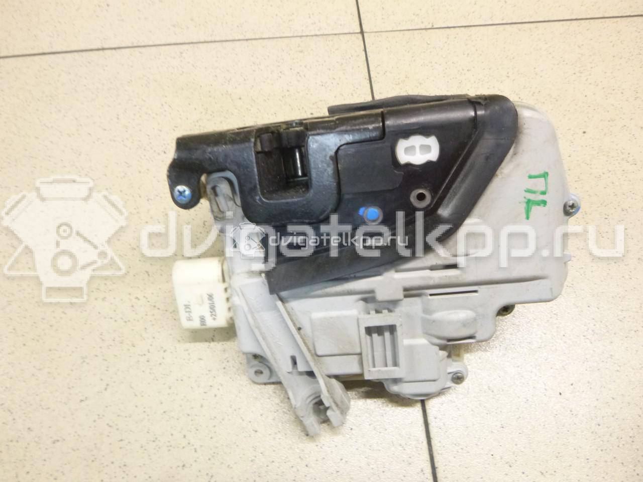 Фото Замок двери передней левой  8E1837015AA для Seat Exeo {forloop.counter}}