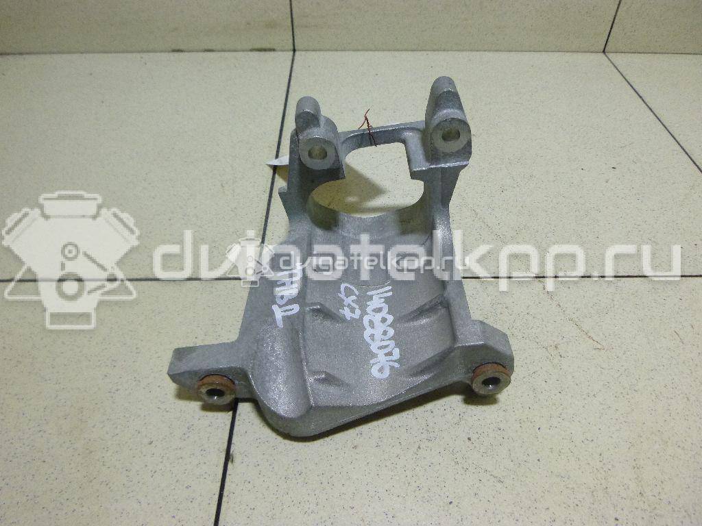 Фото Кронштейн ТНВД для двигателя L3 для Mazda Mpv 141-148 л.с 16V 2.3 л бензин L3K913428A {forloop.counter}}