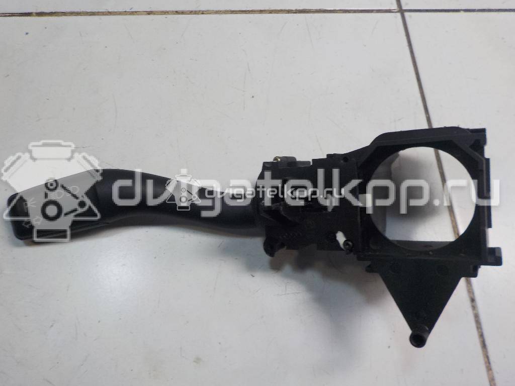 Фото Переключатель поворотов подрулевой  4e0953513a для audi A4 [B6] {forloop.counter}}