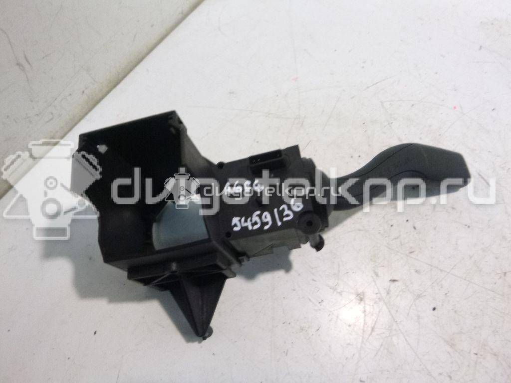 Фото Переключатель поворотов подрулевой  4e0953513a для audi A4 [B6] {forloop.counter}}