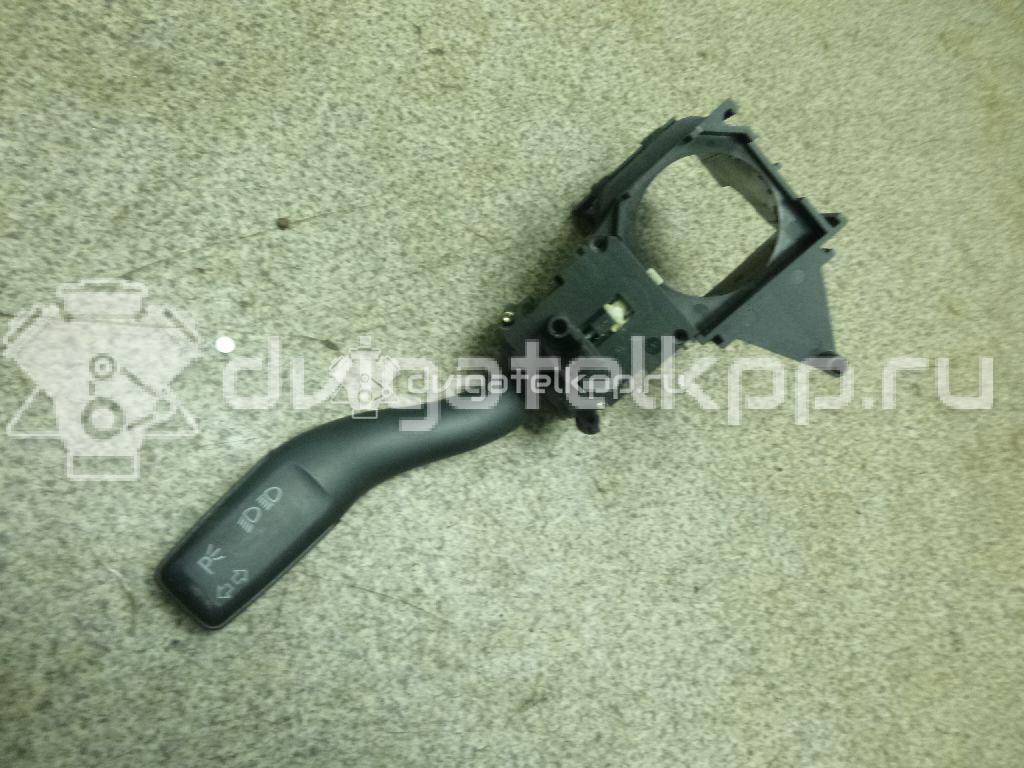 Фото Переключатель поворотов подрулевой  4e0953513a для audi A4 [B6] {forloop.counter}}