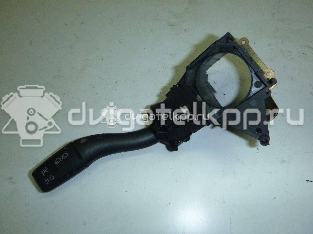 Фото Переключатель поворотов подрулевой  4e0953513a для audi A4 [B6] {forloop.counter}}