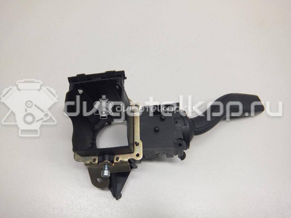 Фото Переключатель поворотов подрулевой  4e0953513a для audi A4 [B6] {forloop.counter}}